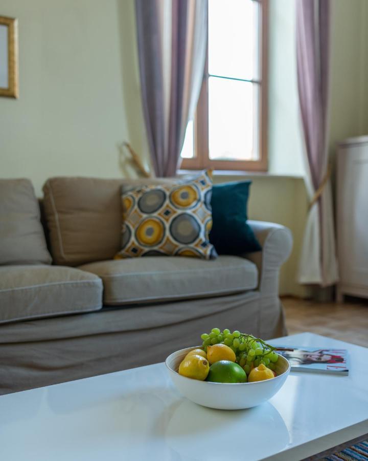 Two Bedroom Apartment For 6 People وارسو المظهر الخارجي الصورة